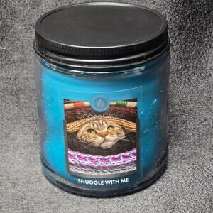 Goose Creek Snuggle With Me Single Wick Candle 7 oz